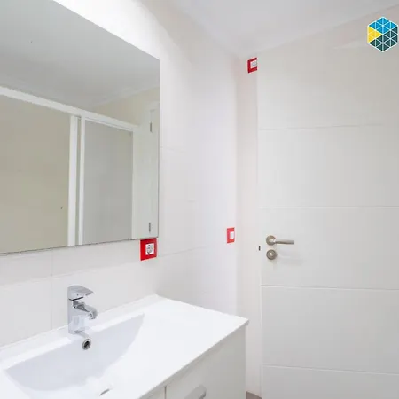 Apto Antic 302 Pax 4 *